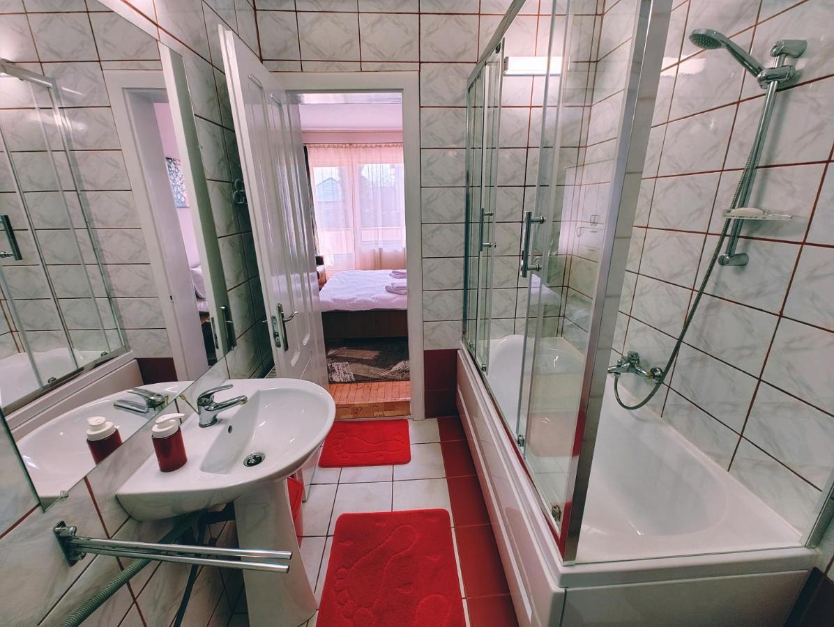 Ten'S Apartment - Spatios Si Linistit Cluj-Napoca Eksteriør bilde