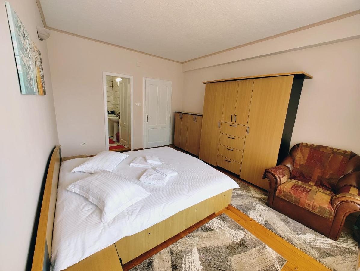 Ten'S Apartment - Spatios Si Linistit Cluj-Napoca Eksteriør bilde