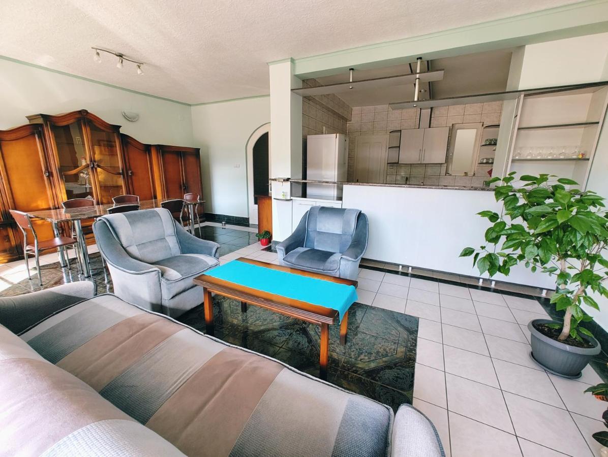 Ten'S Apartment - Spatios Si Linistit Cluj-Napoca Eksteriør bilde